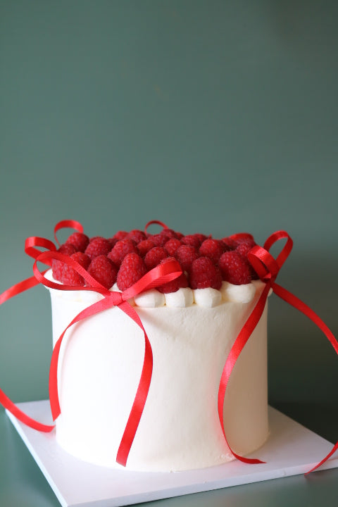 Berry Merry Christmas Cake