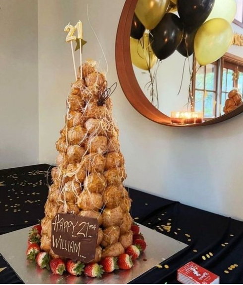 Croquembouche