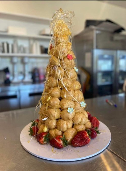 Croquembouche