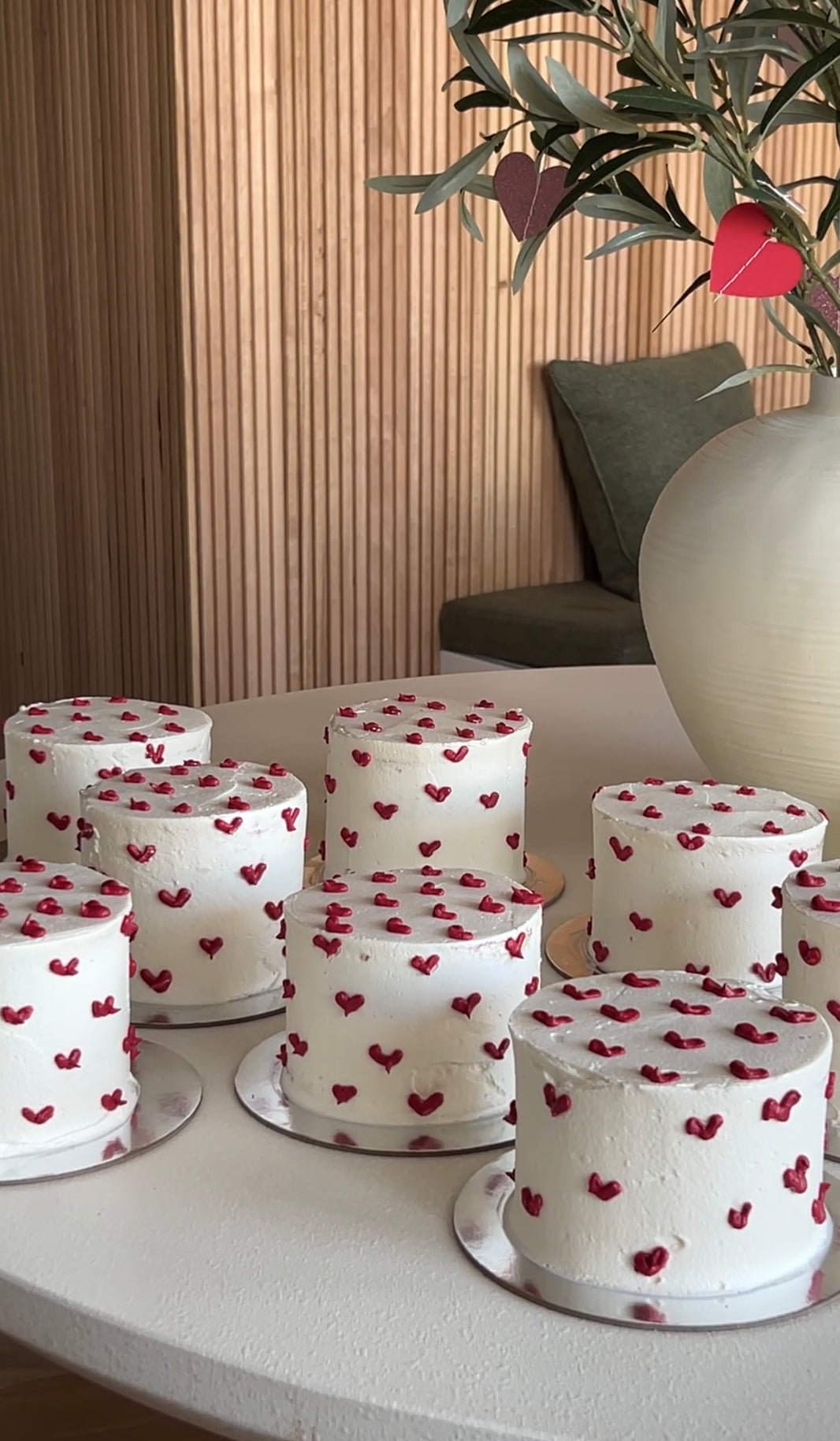 Celebration Cakes – Lilli Pilli Patisserie